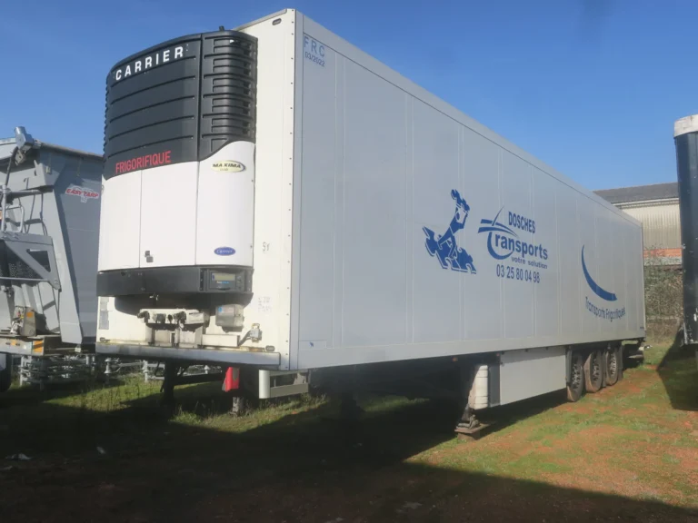 40 véhicules – 15 motos : Poids Lourds – Véhicules utilitaires – Véhicules particuliers – Motos